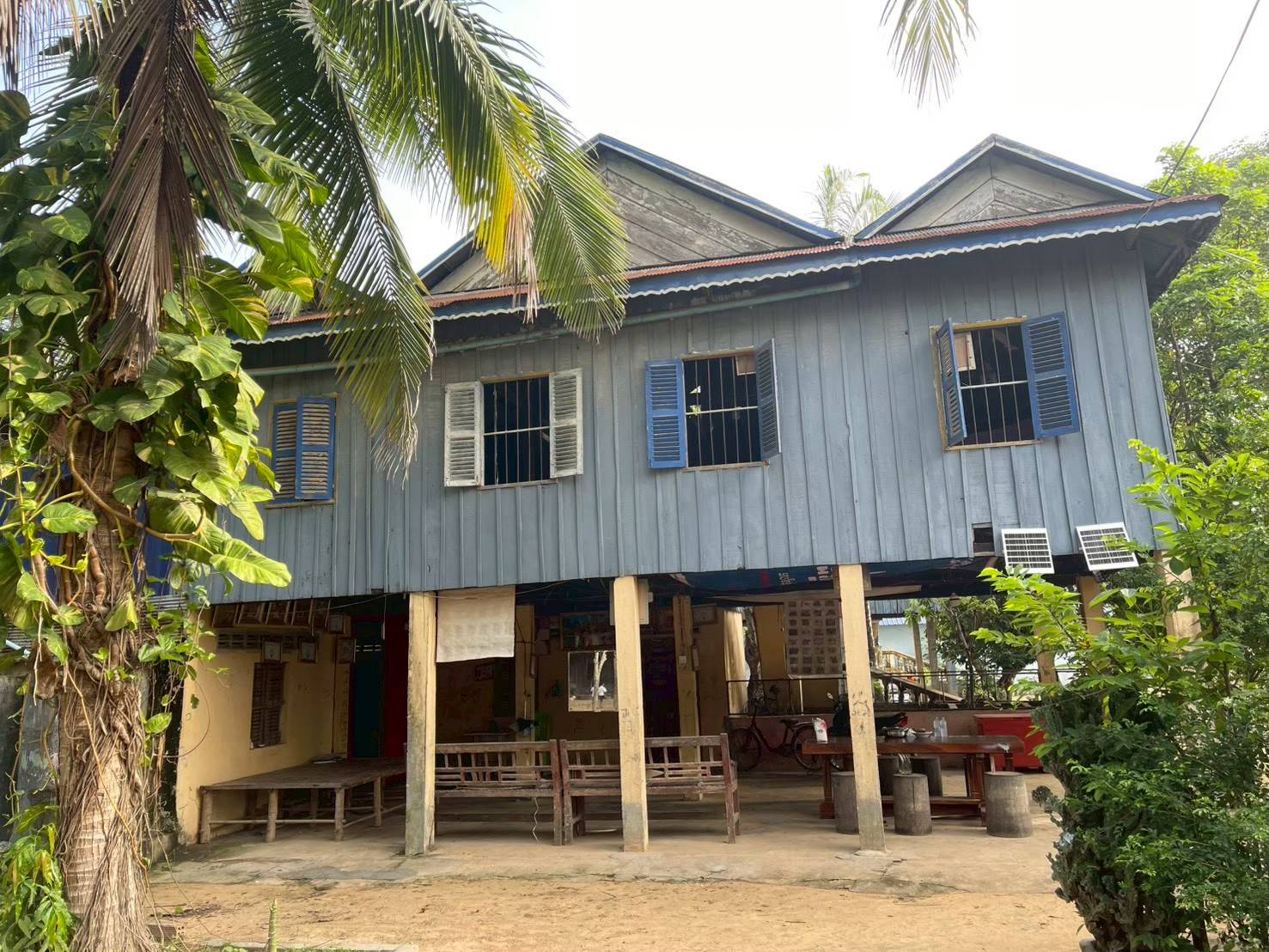 Prey Krang Coconut School